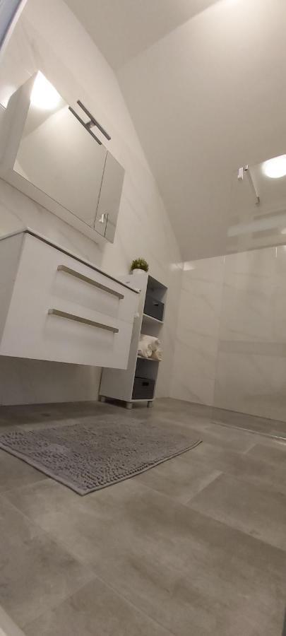 Apartmani Ivanka Stojcic ซริกเวนิซา ภายนอก รูปภาพ